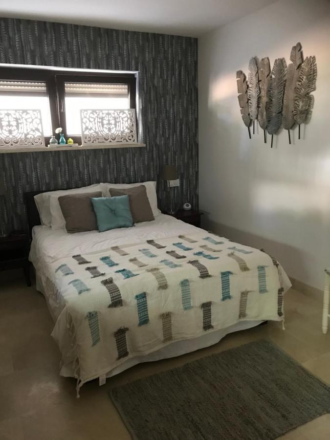 Apartment Casa Holandaluzas Near Beach, With Salt Water Pool And Private Parking Marbella